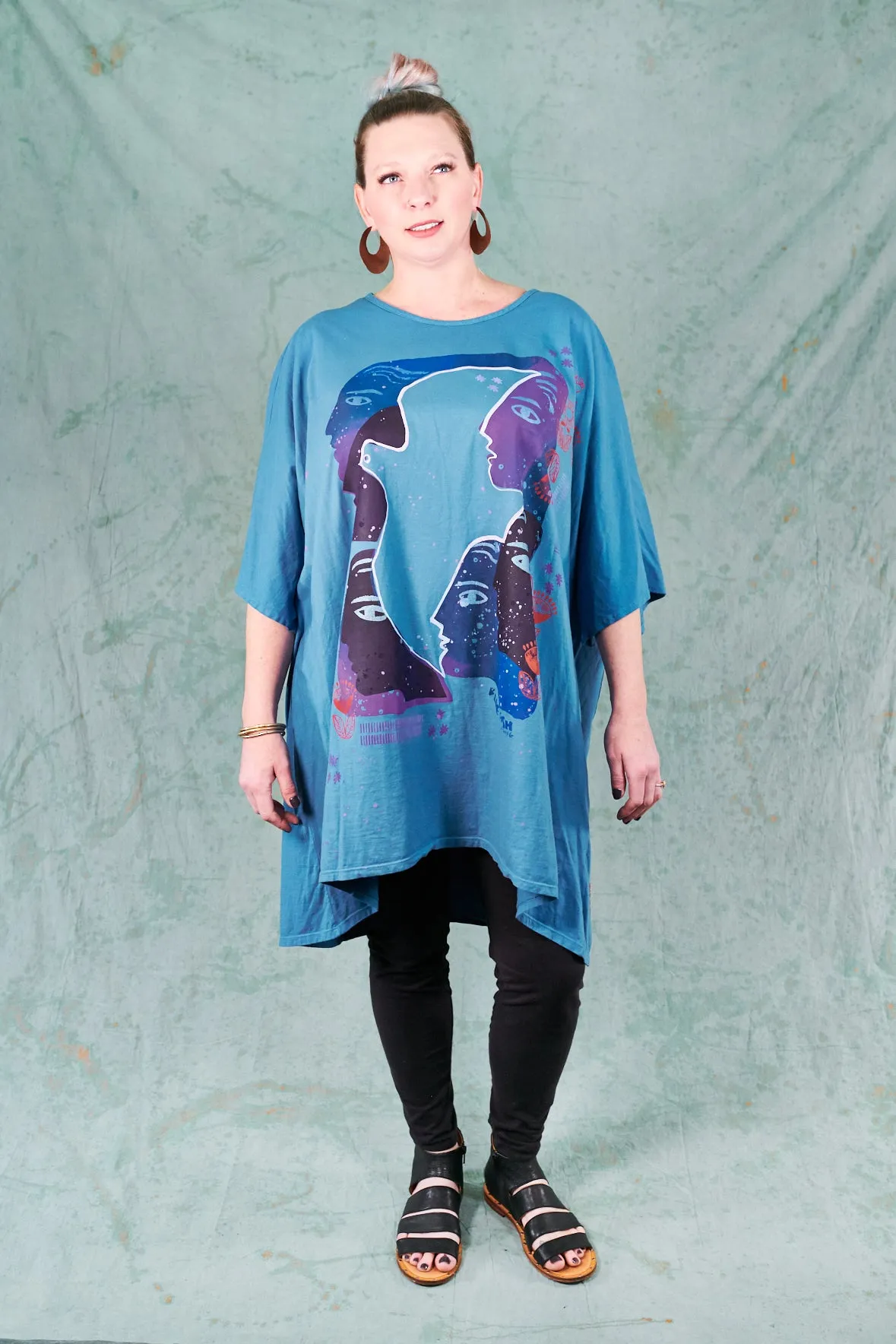 1255 Art Tunic Delft Blue-Images