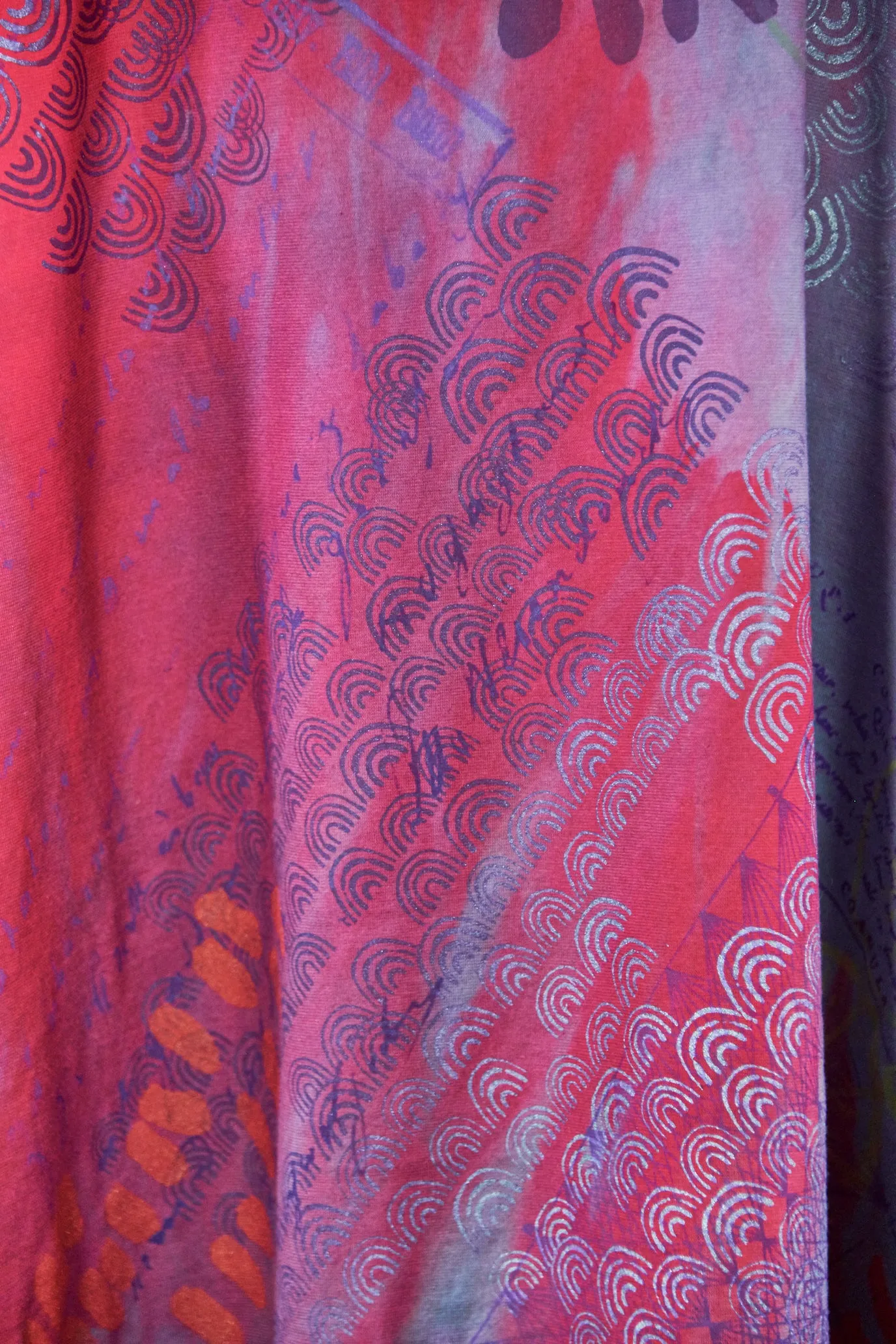 1255HD Oversize Tunic Tee Bright Scarlet Storm Cloud-P