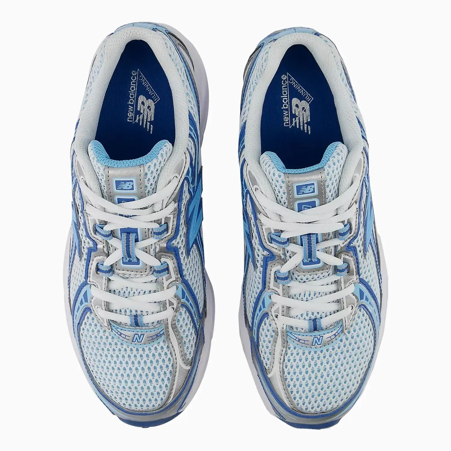 740 "Blue Agate White"
