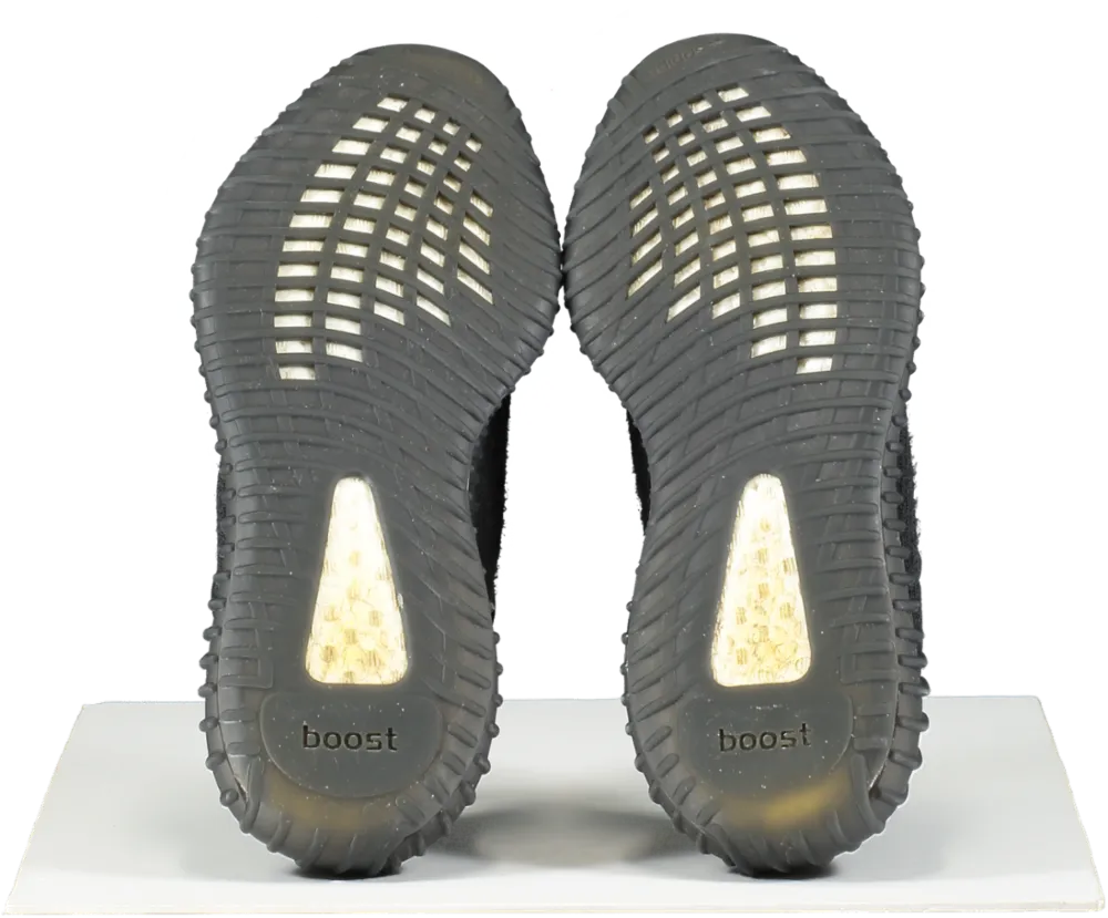 adidas Yeezy 350 Boost V2 Black UK 7 EU 41 👞