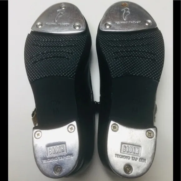 BLOCH - YOUNG GIRLS - SIZE 10.5 - BLACK - MARY JANE - TAP DANCE SHOES