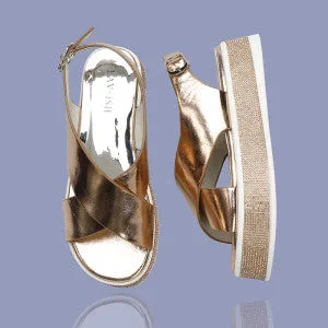 Criss - Cross Sandle