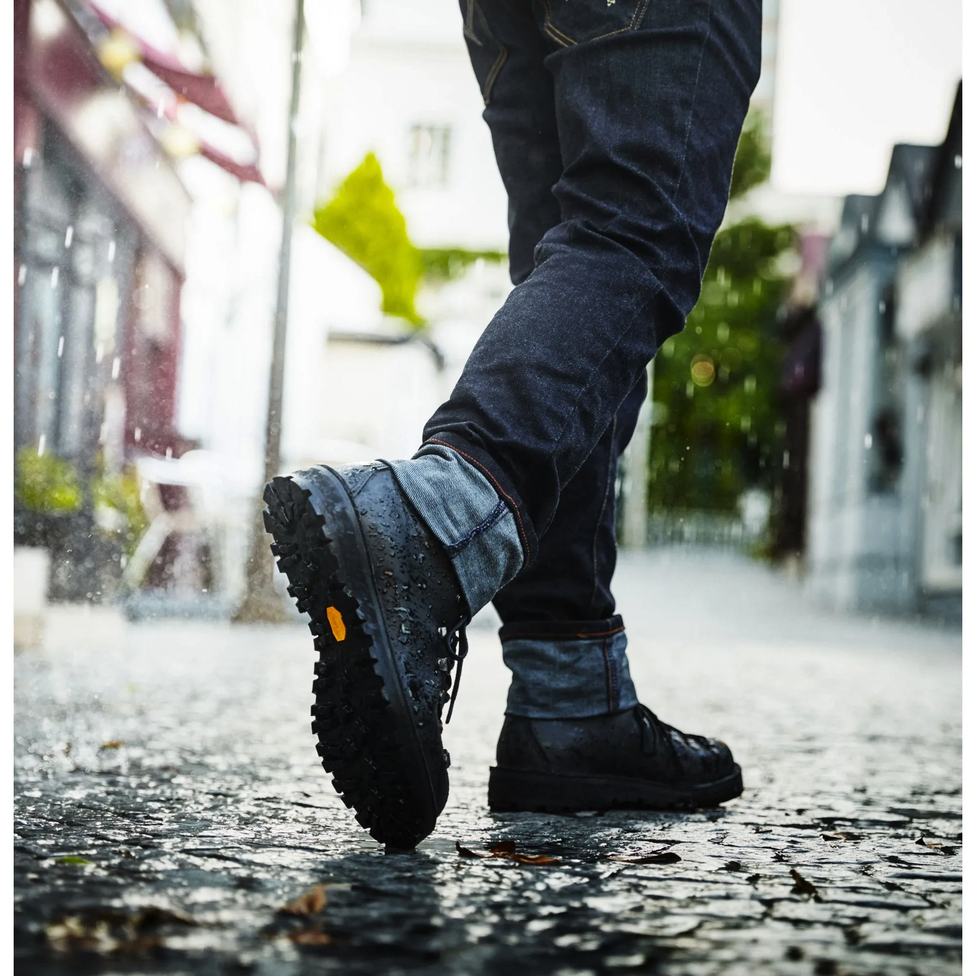 Danner - Mountain Light (Gore-Tex) - Black