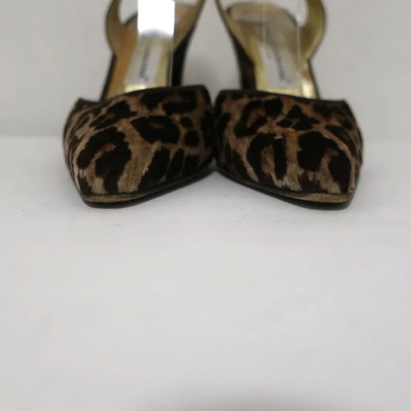 Dolce & Gabbana Ankle Strap Pumps Leopard Print Velvet Size 38 Pointed Toe Heel