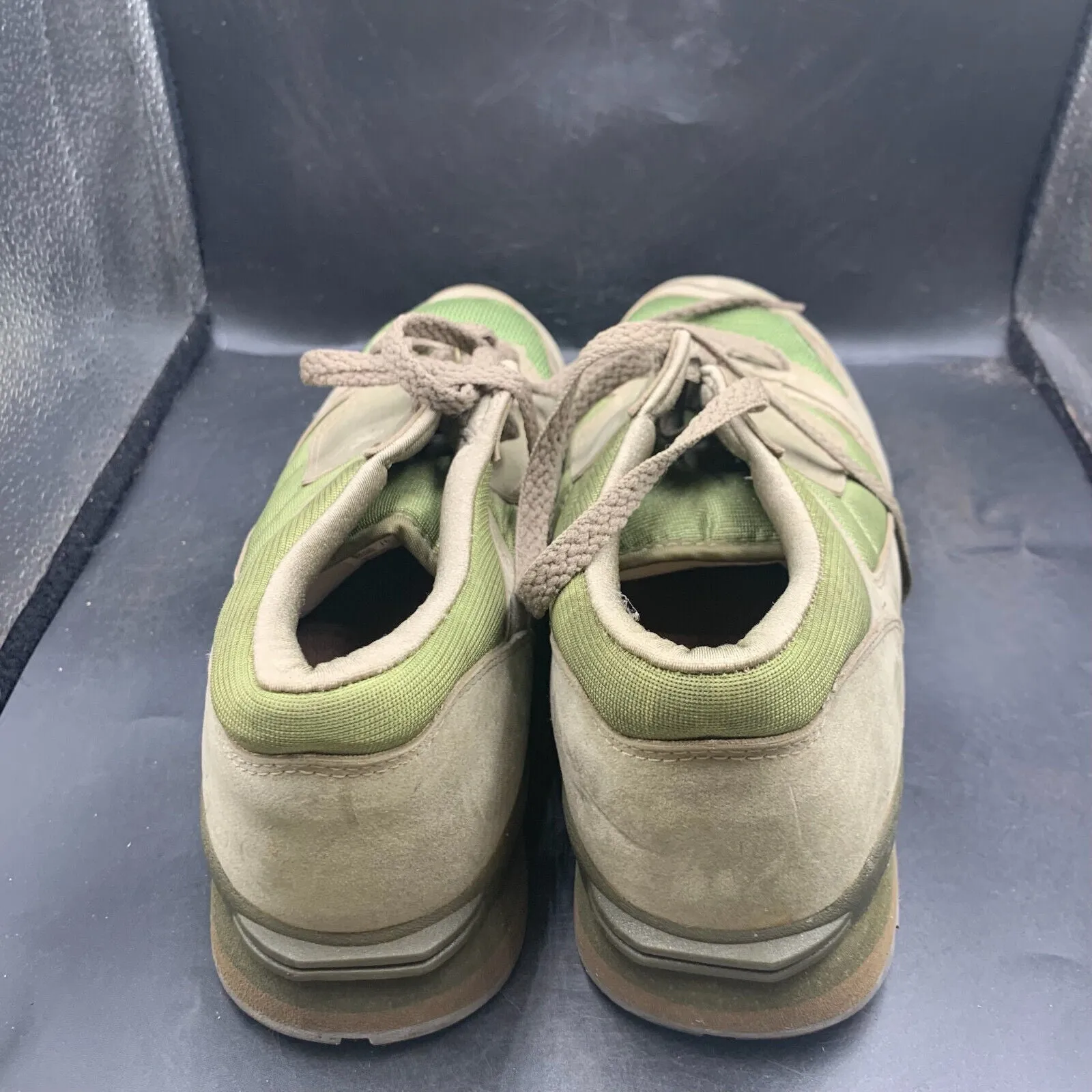 Genuine British Army Green PT Running Shoes Gym Trainers - Size UK 10 - EU 45
