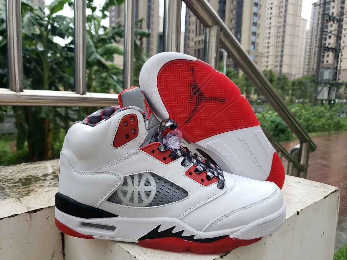 JORDAN 5 RETRO x QUAI 54 (2021)