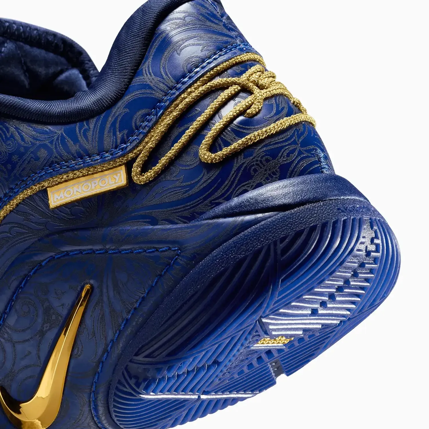 Men's LeBron XXII "Token"