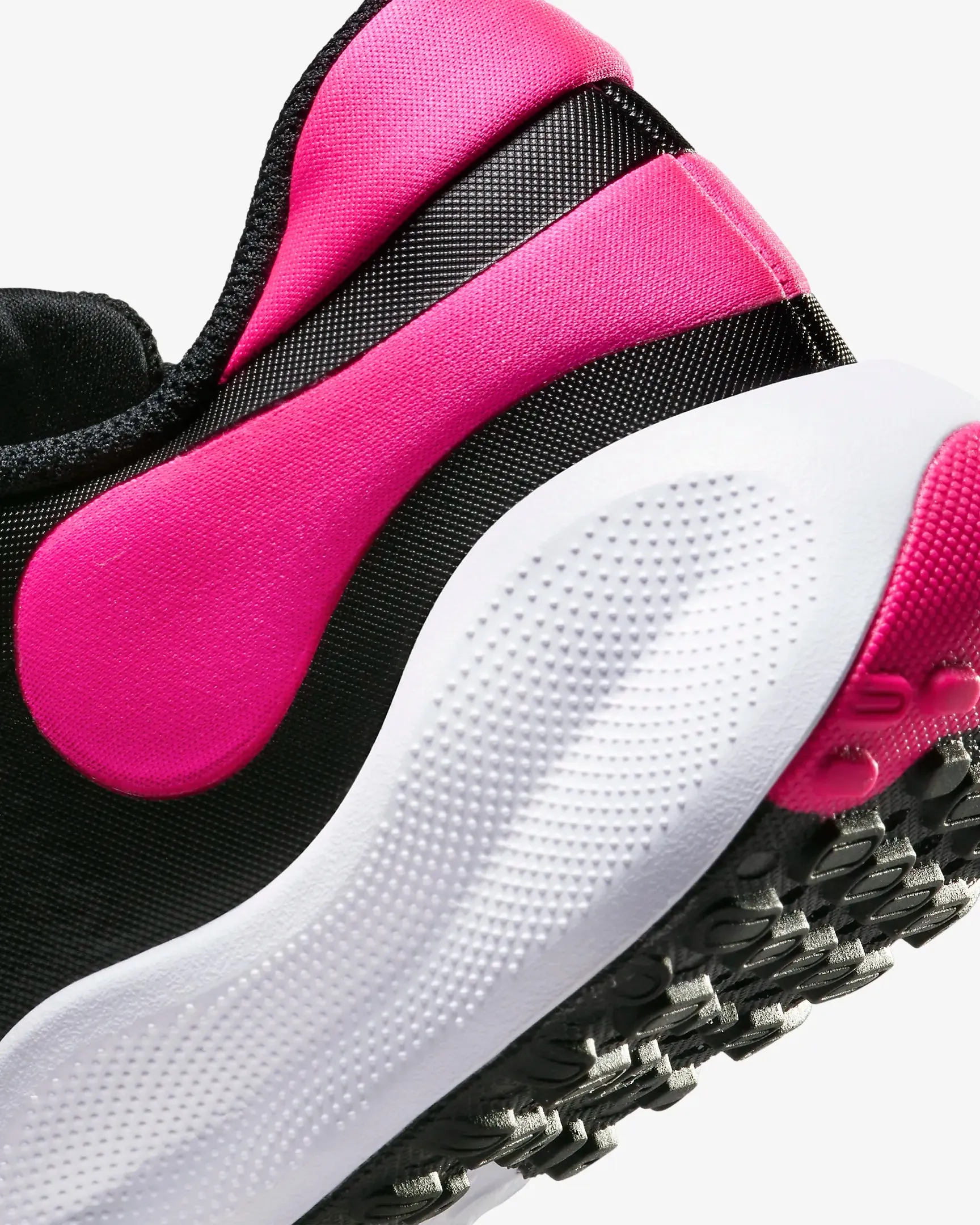 Nike Revolution 7 J