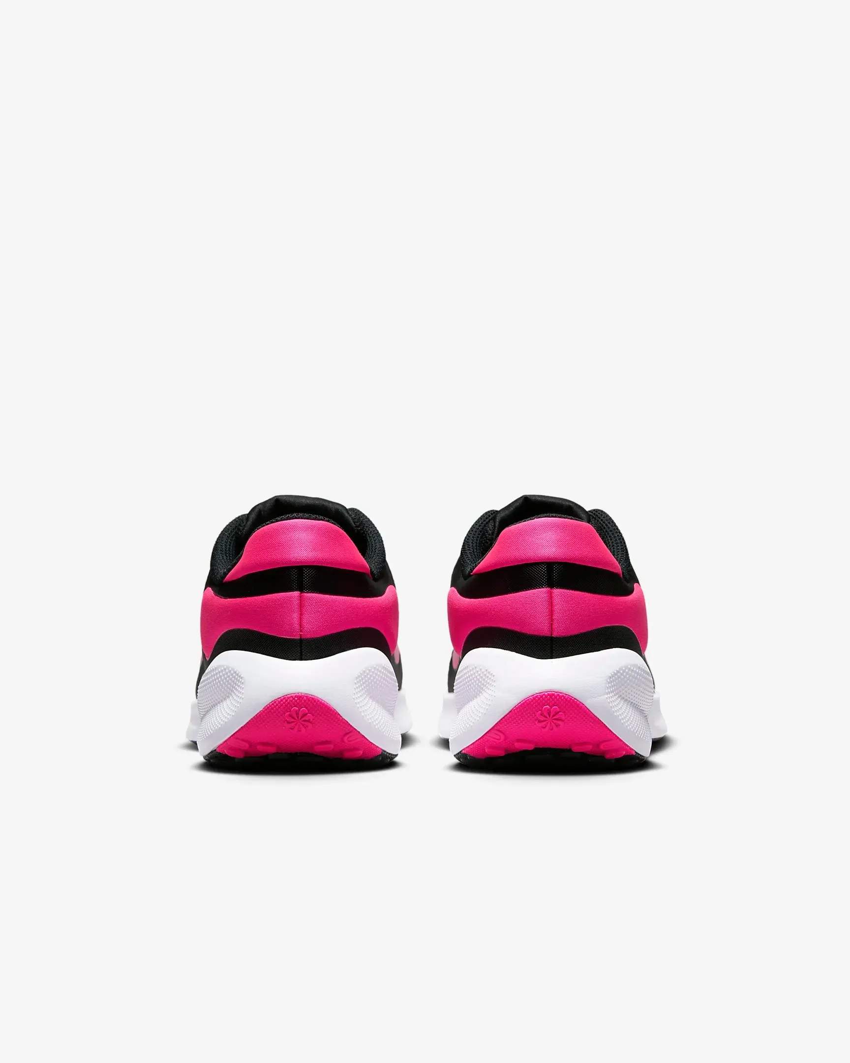 Nike Revolution 7 J