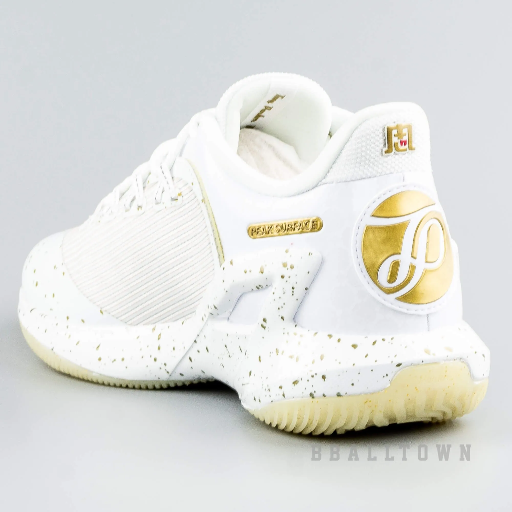 Peak Basketball Shoes Tony Parker TP9 V Year Of Dog White/Gold