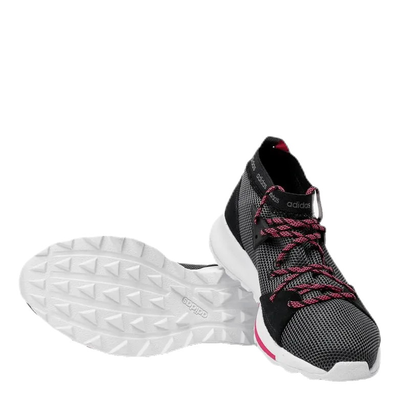 Quesa Shoes Core Black / Grey Five / Shock Pink