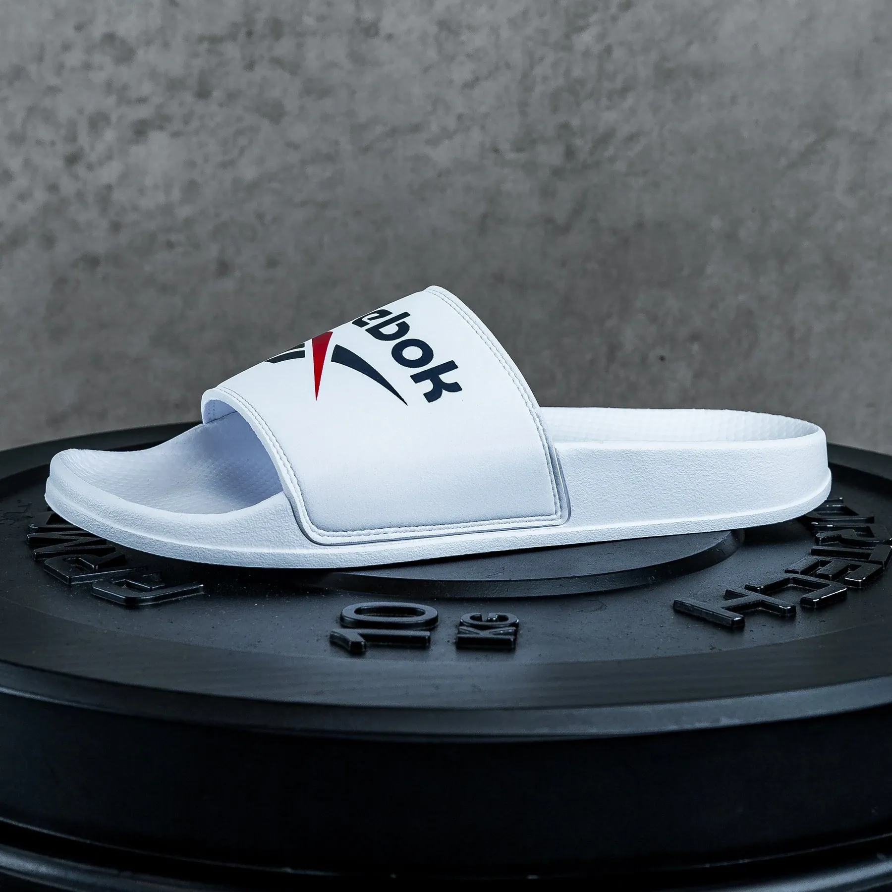 REEBOK - Fulgere Slides - Men's - WHITE/VECTOR NAVY/VECTOR RED