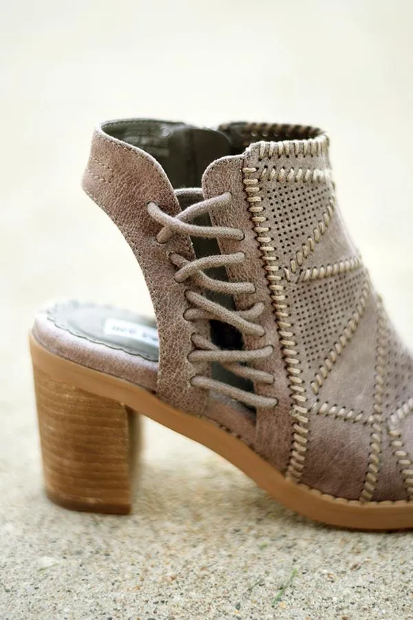 Tracy Grey Wedges - Not Rated