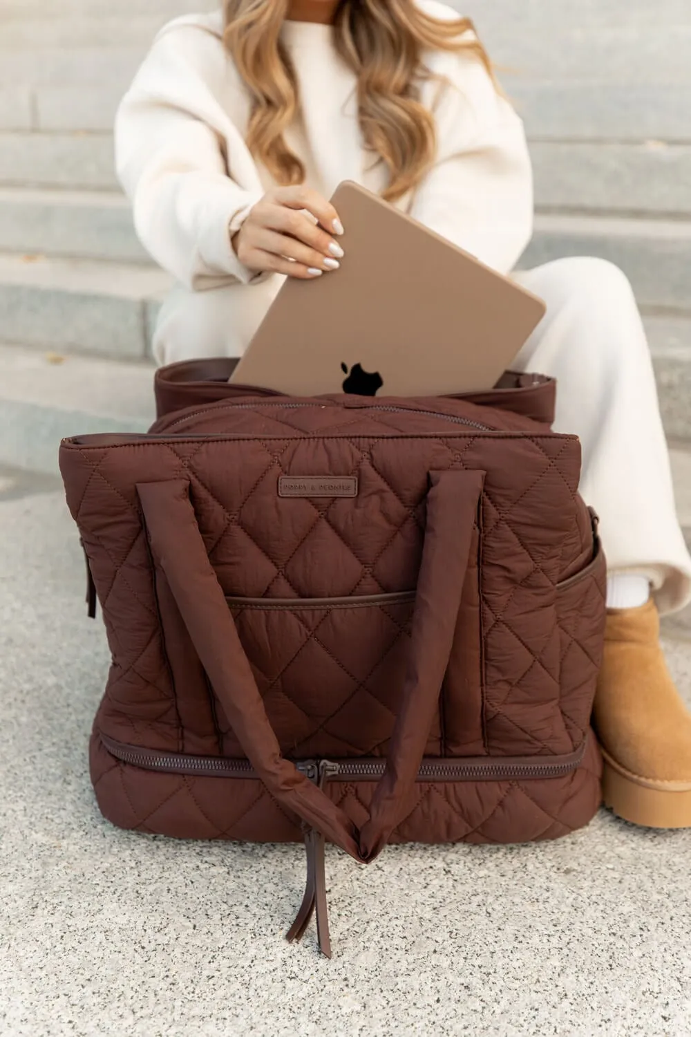 VOYAGER quilted espresso