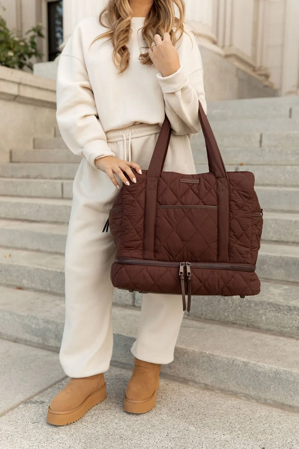 VOYAGER quilted espresso