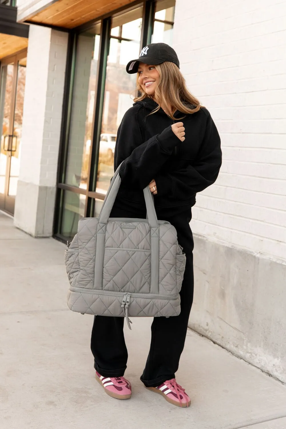 VOYAGER quilted grey